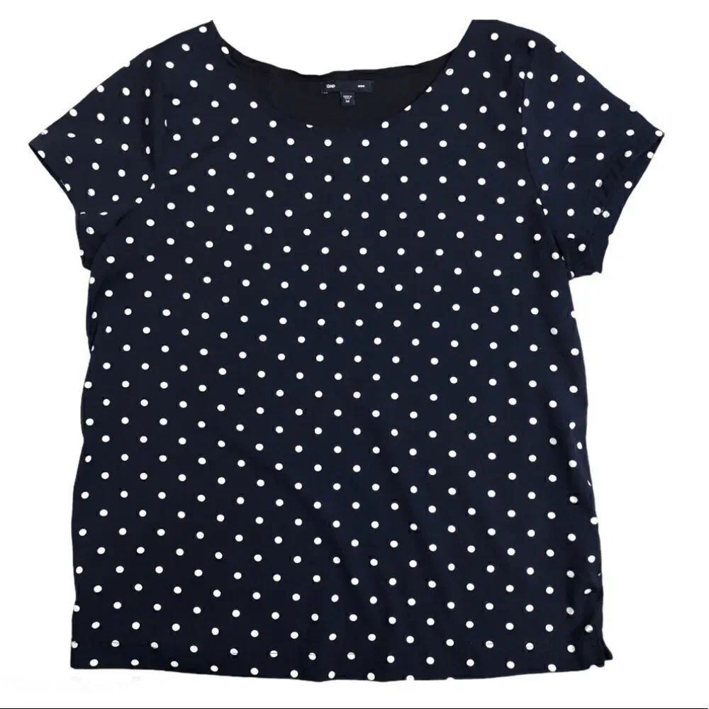 Gap Polkadot T Shirt Navy and white -medium